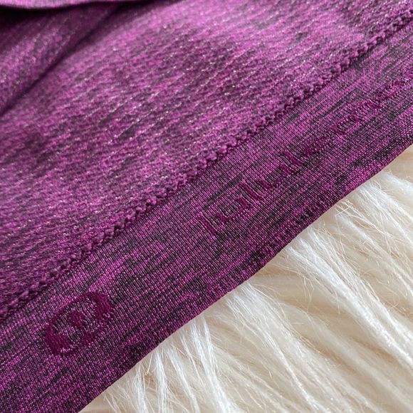 💞LULULEMON Athletica 💞nice top - Picture 9 of 13